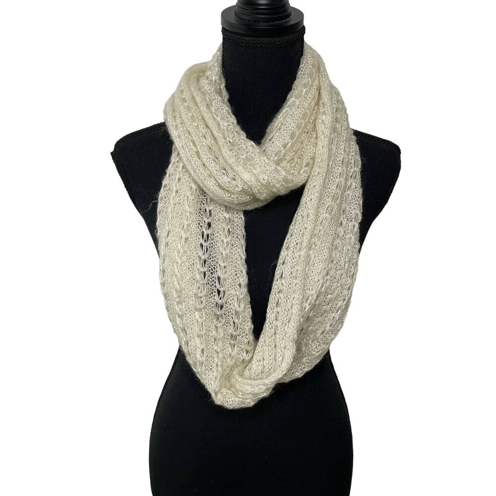 Van Heusen Scarf Crochet Open Knit Stitch Lightweight Womens Ivory Infinity‎ OS